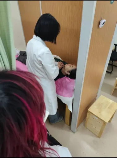 Studijní pobyt v Číně na Tianjin University of Traditional Chinese Medicine Škola Čínské Medicíny Brno Tradiční Čínska Medicína Česká Republika