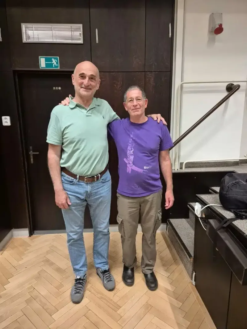 profesor Aram Tzaig a Pavel Heger Škola Čínské Medicíny